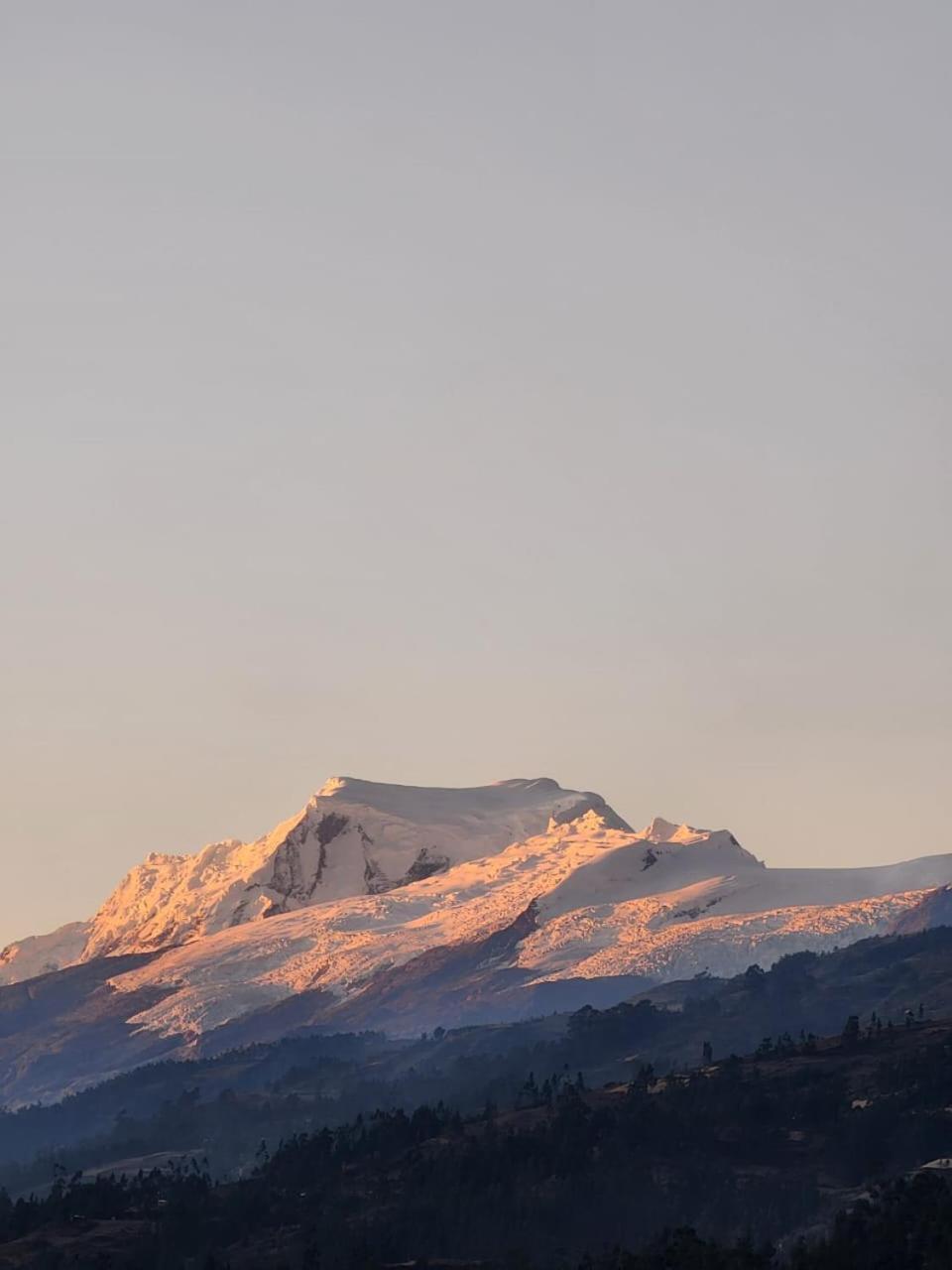 Lhotse Hostel B&B Huaraz  Luaran gambar