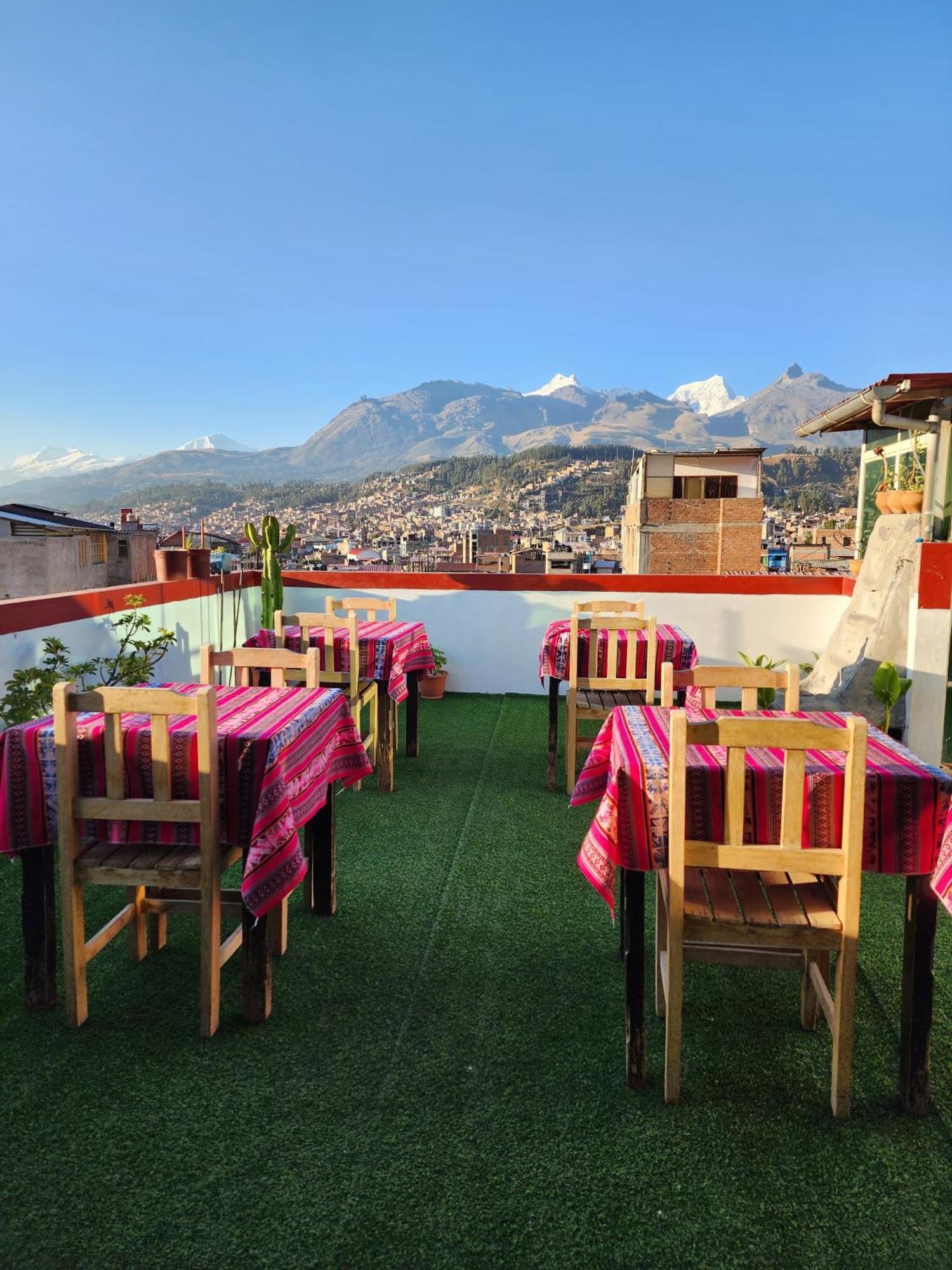Lhotse Hostel B&B Huaraz  Luaran gambar