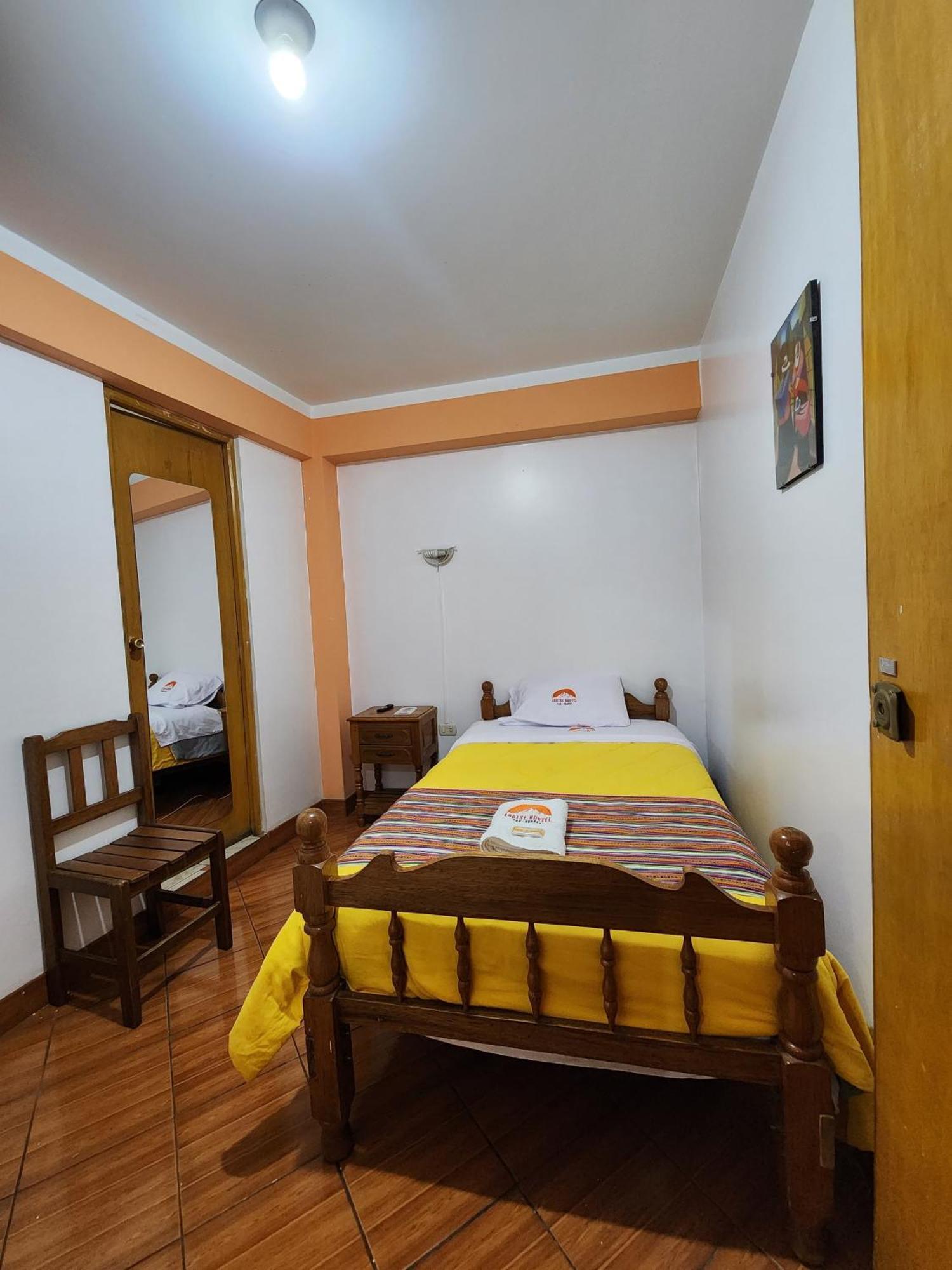 Lhotse Hostel B&B Huaraz  Luaran gambar