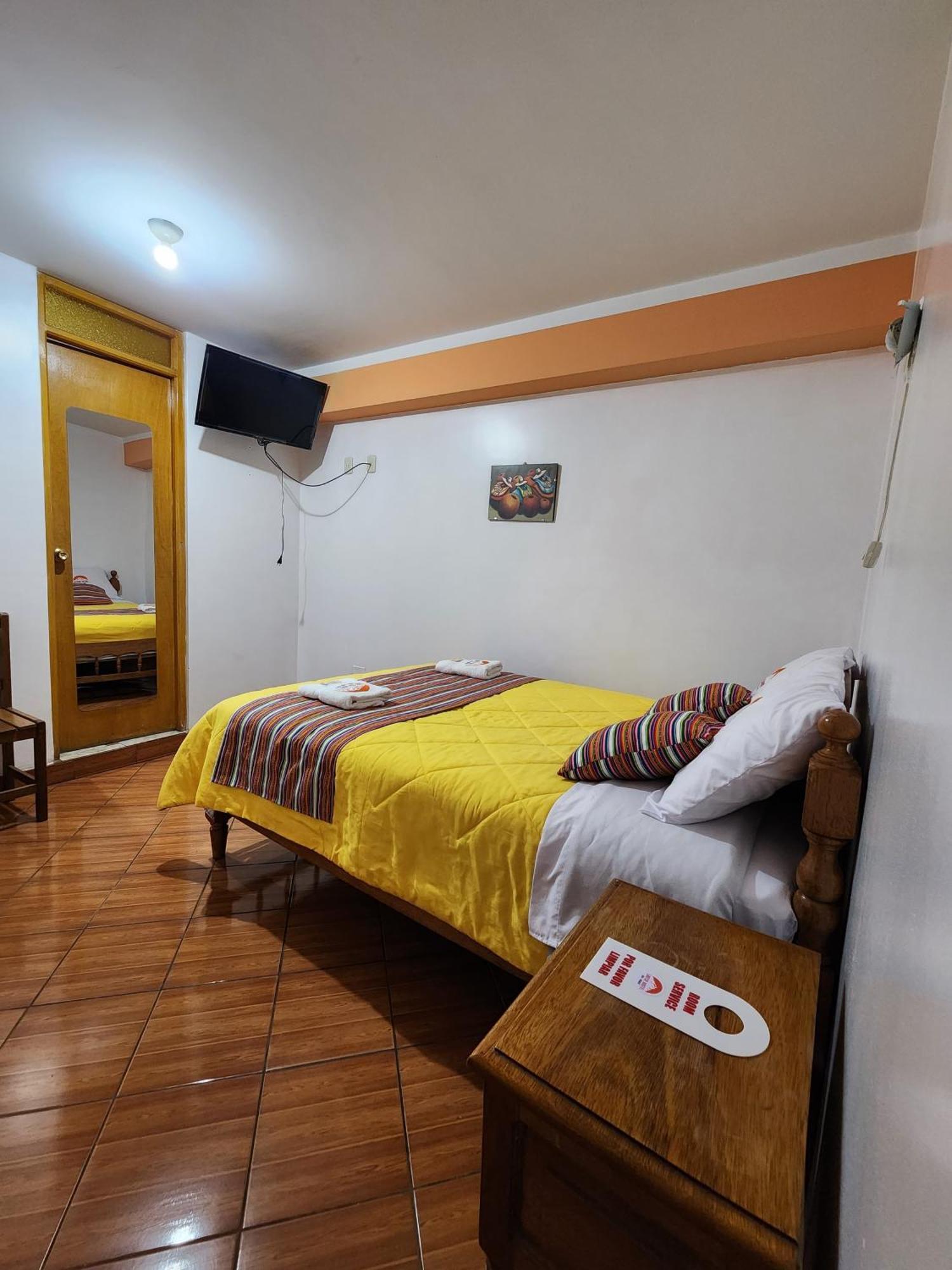 Lhotse Hostel B&B Huaraz  Luaran gambar